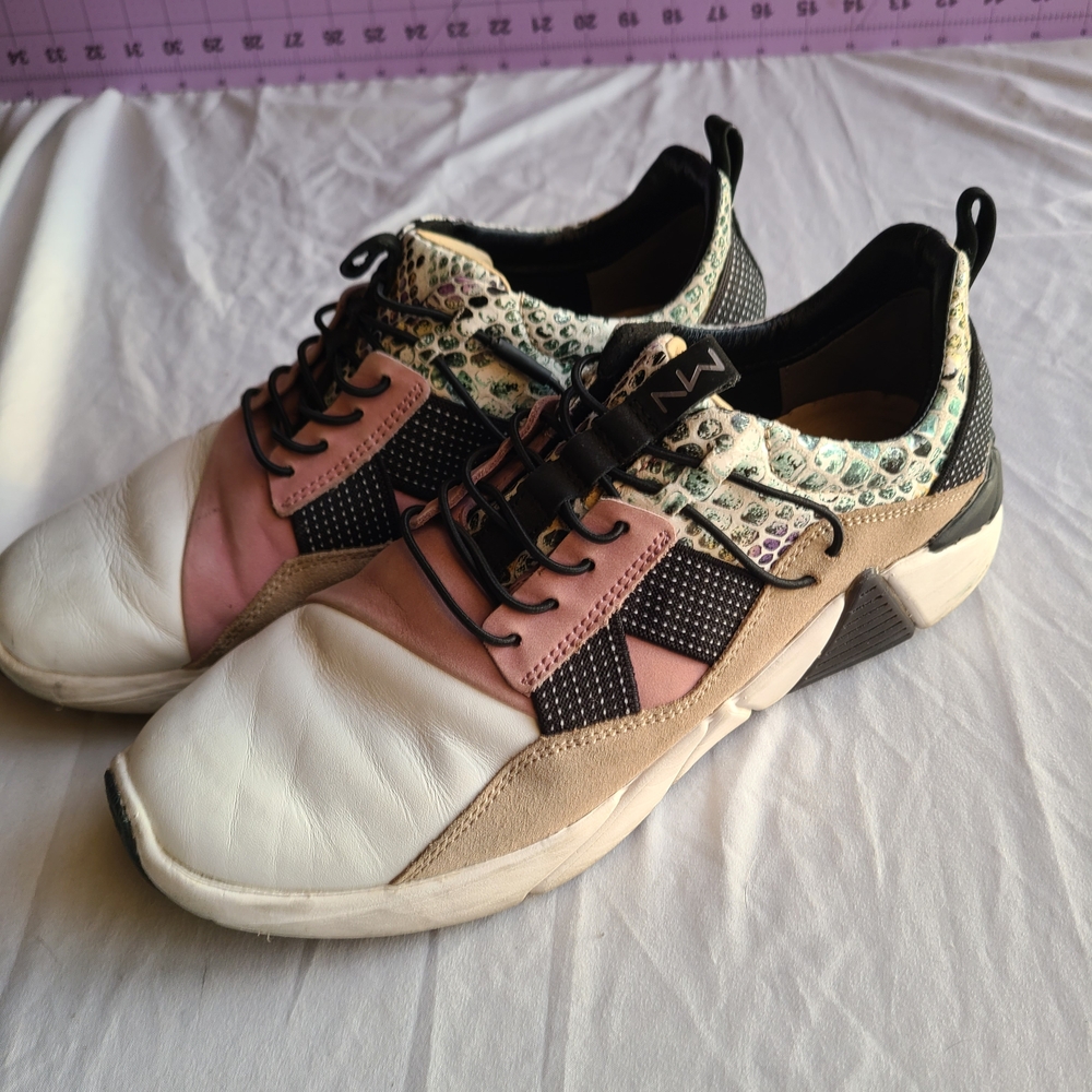 Mark Nason Los Angeles multicoloured Sneakers in Pink and White